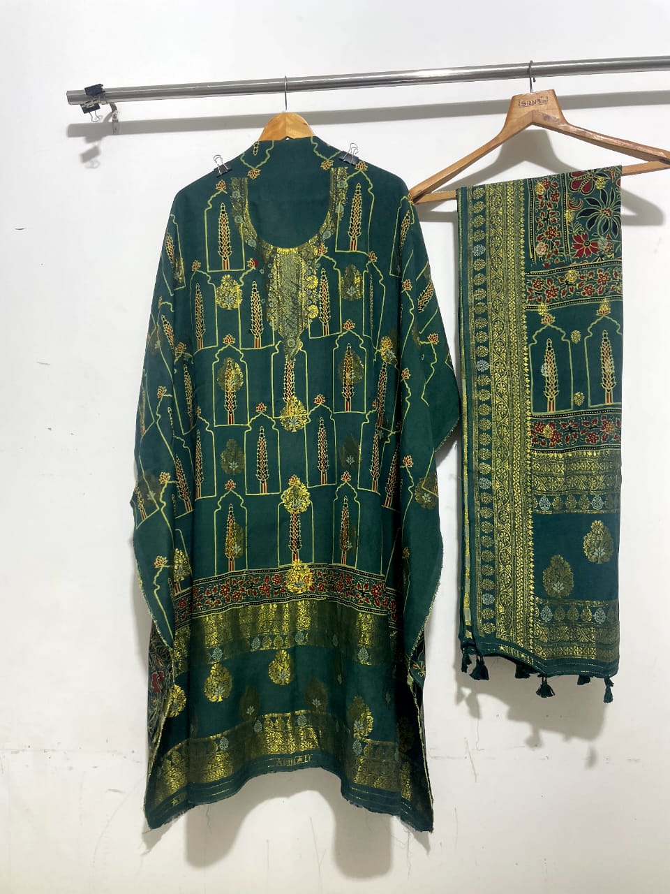 Naaz – Banarasi Pita Zari Handwoven Ajrakh Dola Silk 2-Piece Set
