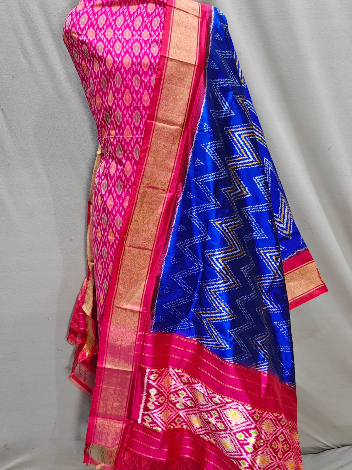 ✨ Gorgeous Pure Silk Patola Dupatta with Single Ikat Top ✨