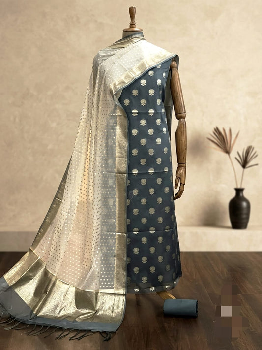 ✨𝓡𝓮𝓼𝓱𝓶𝓪- Exclusive Banarasi Unstitched Salwar Kameez with Dupatta ✨