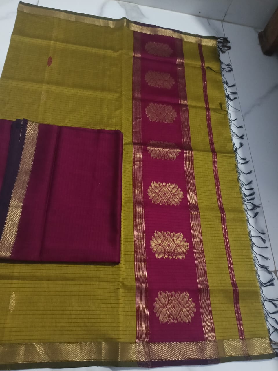 Maheshwari Silk Top & Dupatta – Handwoven Elegance | Pure Traditional Maheshwari Silk