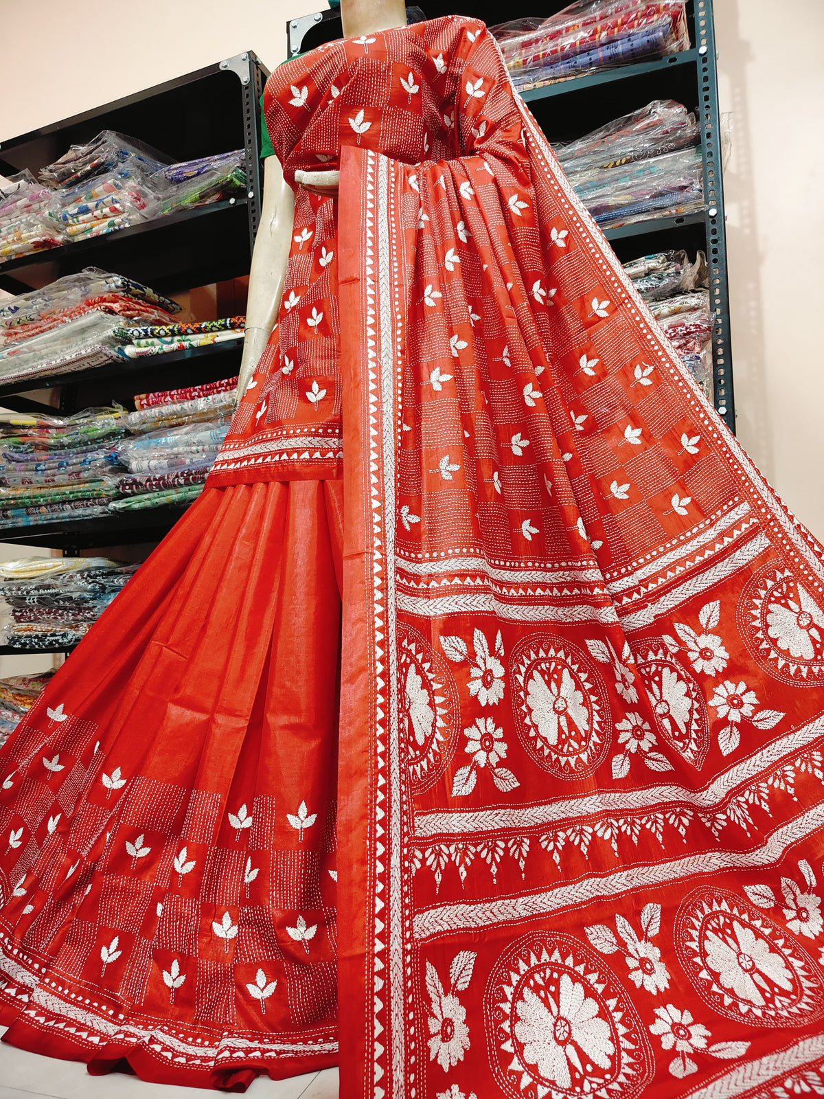 Traditional Shantiniketan Hand Kantha Stitch Saree in Blended Bangalore Silk | Rihyaaz