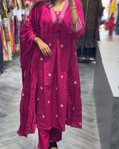 Rangriti – A Dreamy Anarkali Ensemble for Effortless Elegance