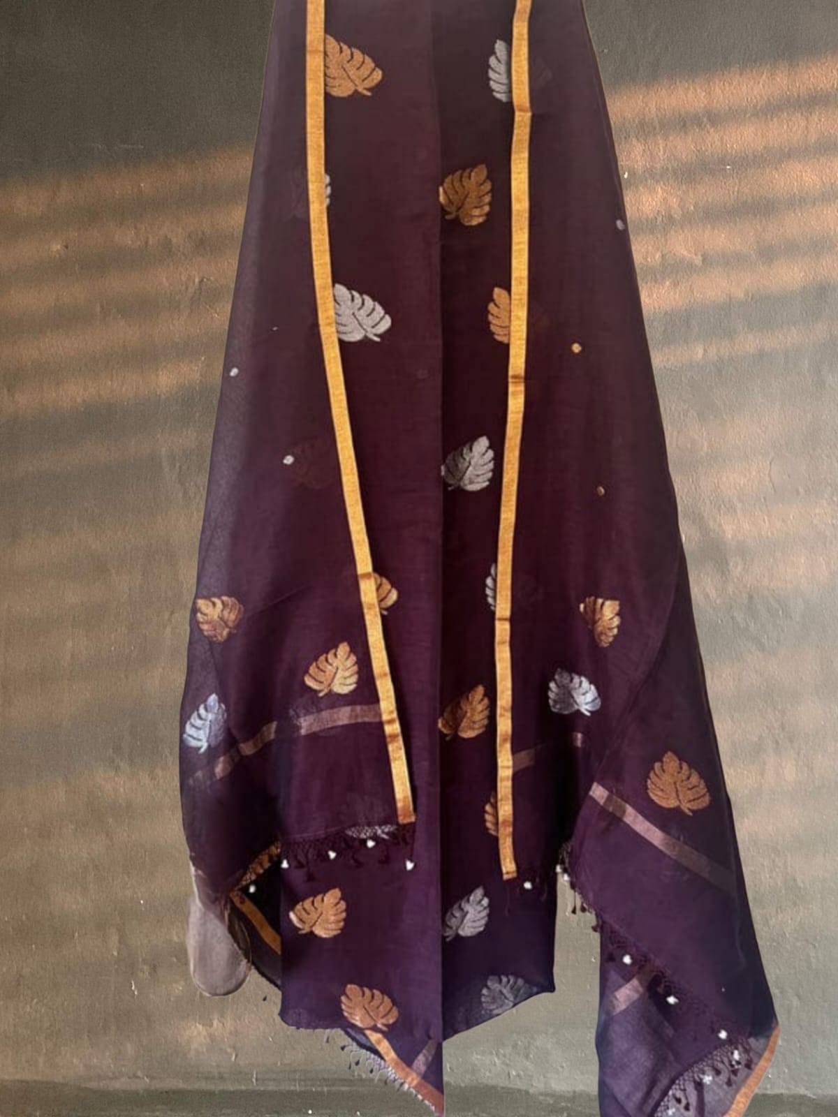 𝓚𝓾𝓶𝓾𝓭𝓲𝓷𝓲  𝚂𝚒𝚕𝚟𝚎𝚛 & 𝙶𝚘𝚕𝚍𝚎𝚗 𝚠𝚎𝚊𝚟𝚎𝚍 𝚕𝚎𝚊𝚏 𝚍𝚎𝚜𝚒𝚐𝚗 𝚙𝚞𝚛𝚎 𝚕𝚒𝚗𝚎𝚗 𝚋𝚢 𝚕𝚒𝚗𝚎𝚗