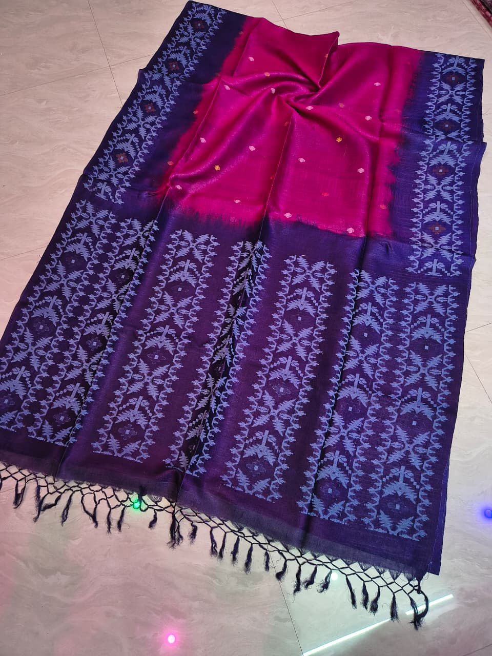 Pure Tussar Jamdani Tie-Dye Saree | Handwoven Tussar Silk with Blouse