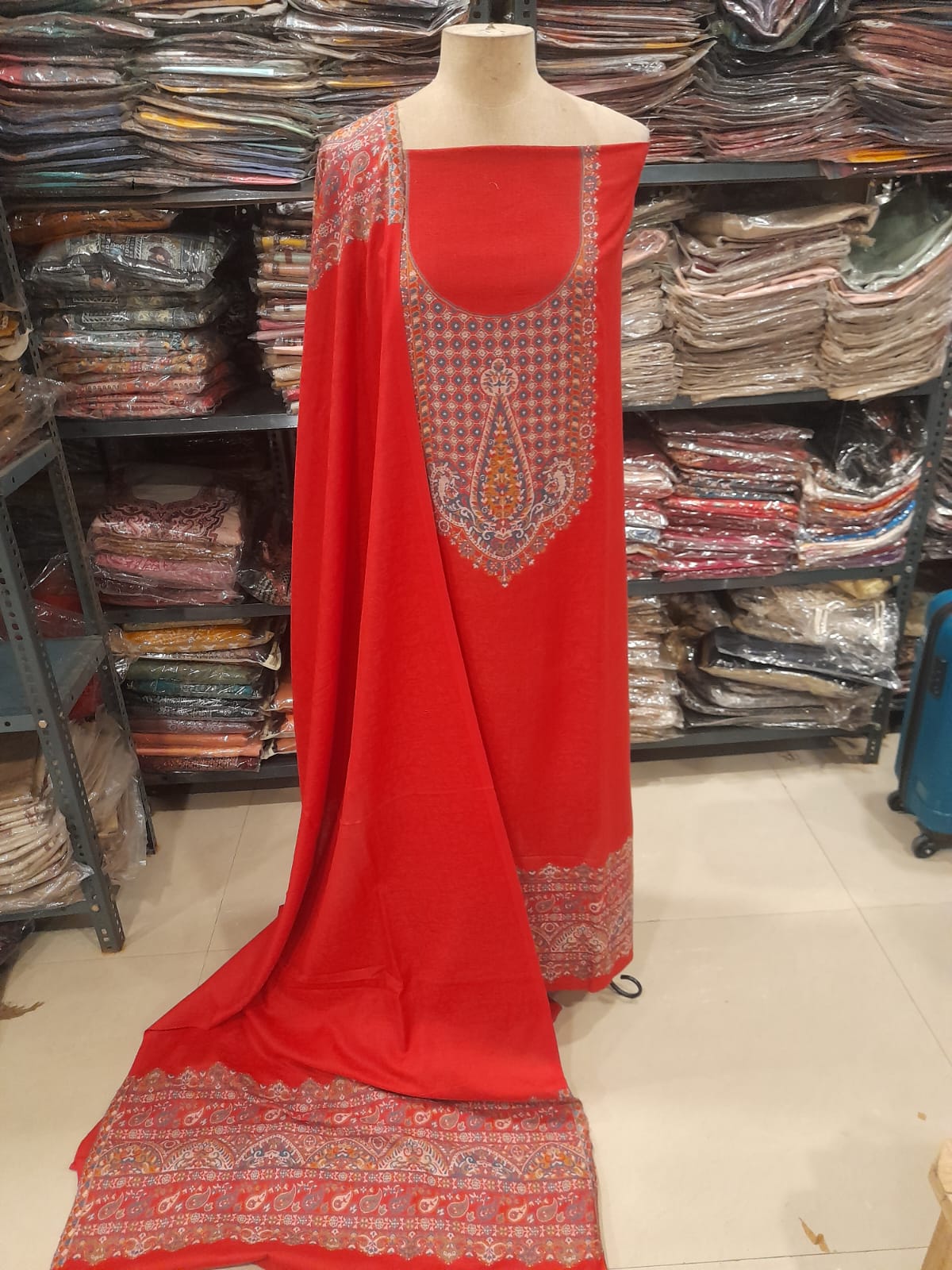 Gulrukhsaar – New Winter Collection | Pure Wool Jamawar Weaving Suit