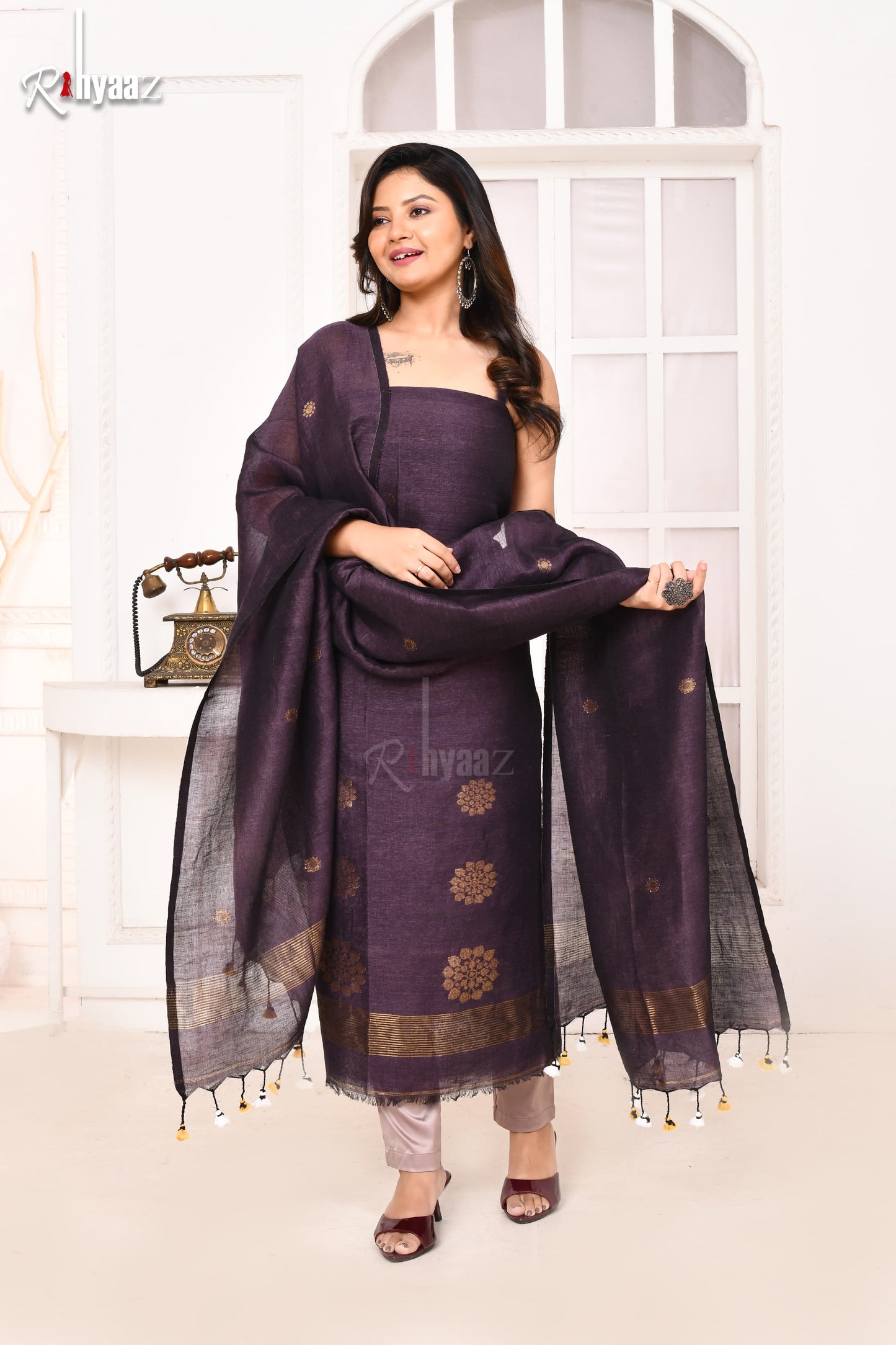 Mandala – Pure Silk Linen Zari Mandala Weaved Jamdani Suits