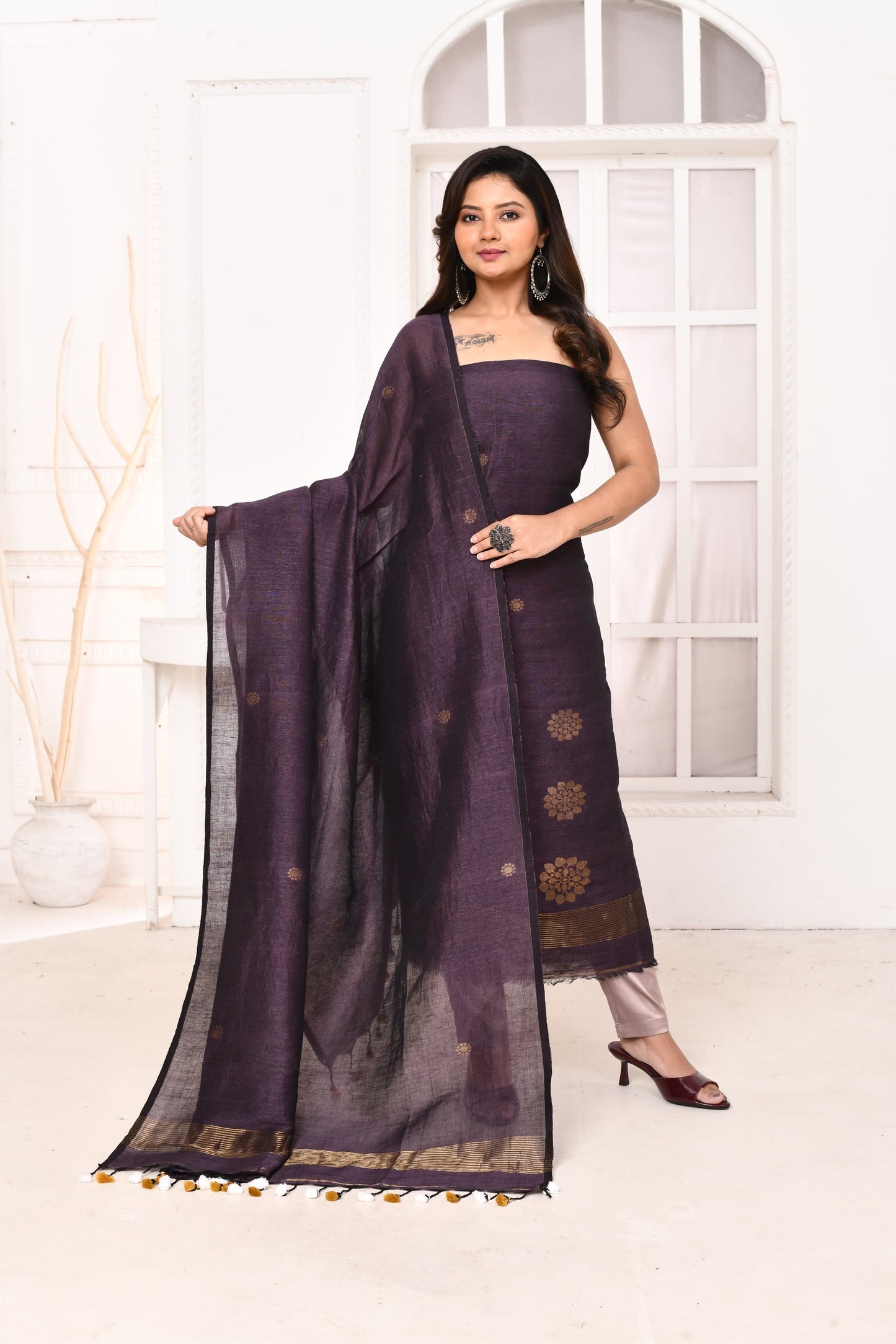 Mandala – Pure Silk Linen Zari Mandala Weaved Jamdani Suits