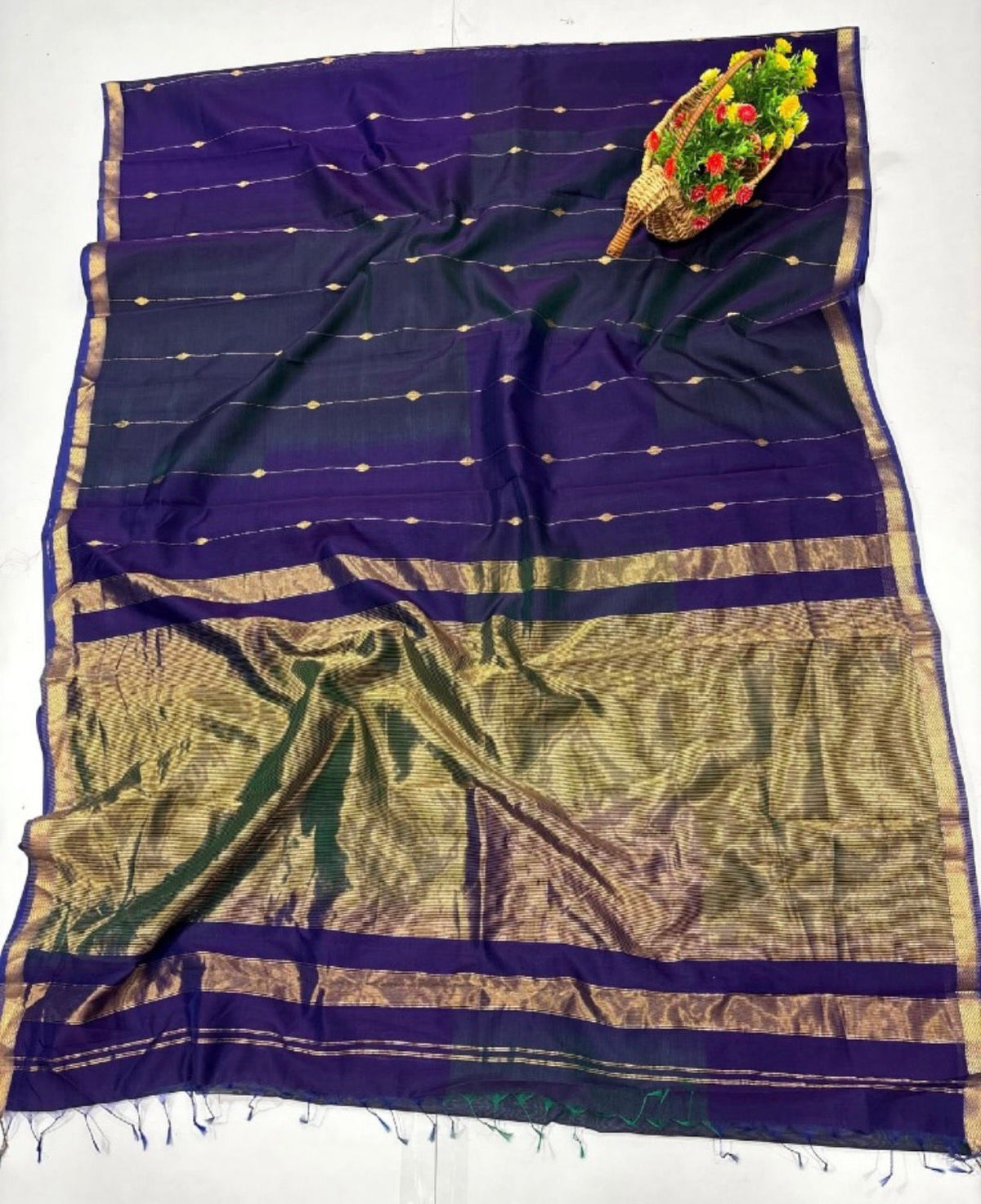 Noor, ink blue premium silk dual-tone Maheshwari saree by Rihyaaz Fashions, blending traditional Indian handloom elegance with timeless festive styling.