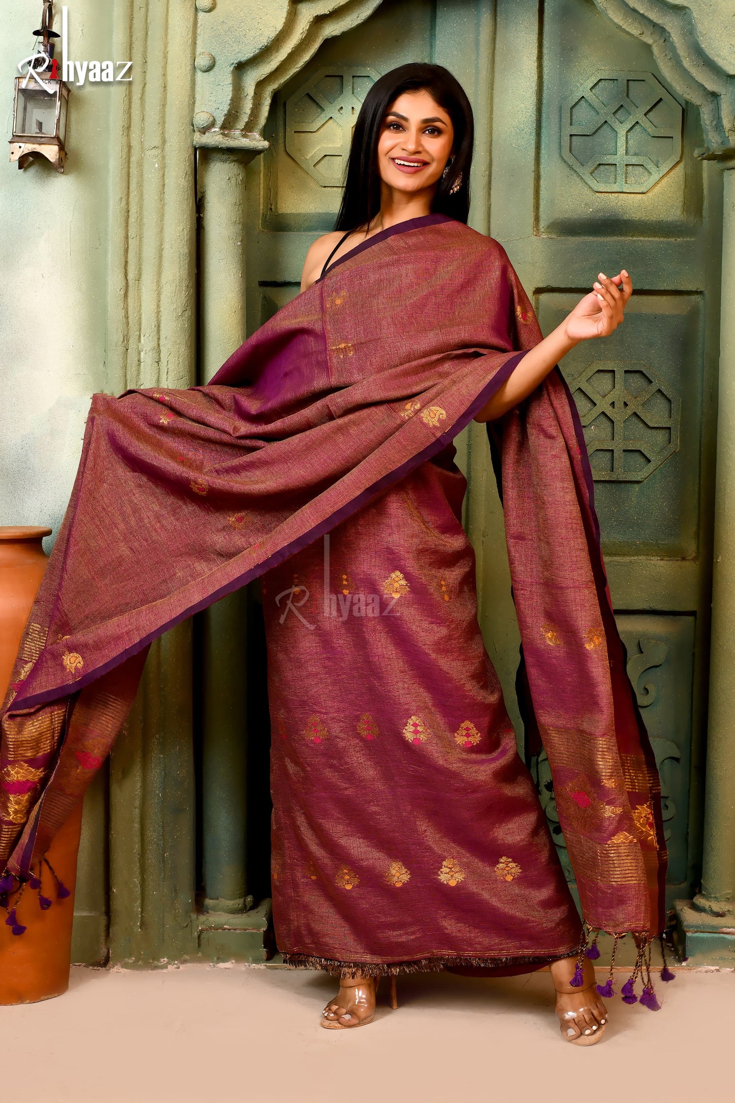 Jarwa – Tissue Linen Meenakari Benarasi Suits