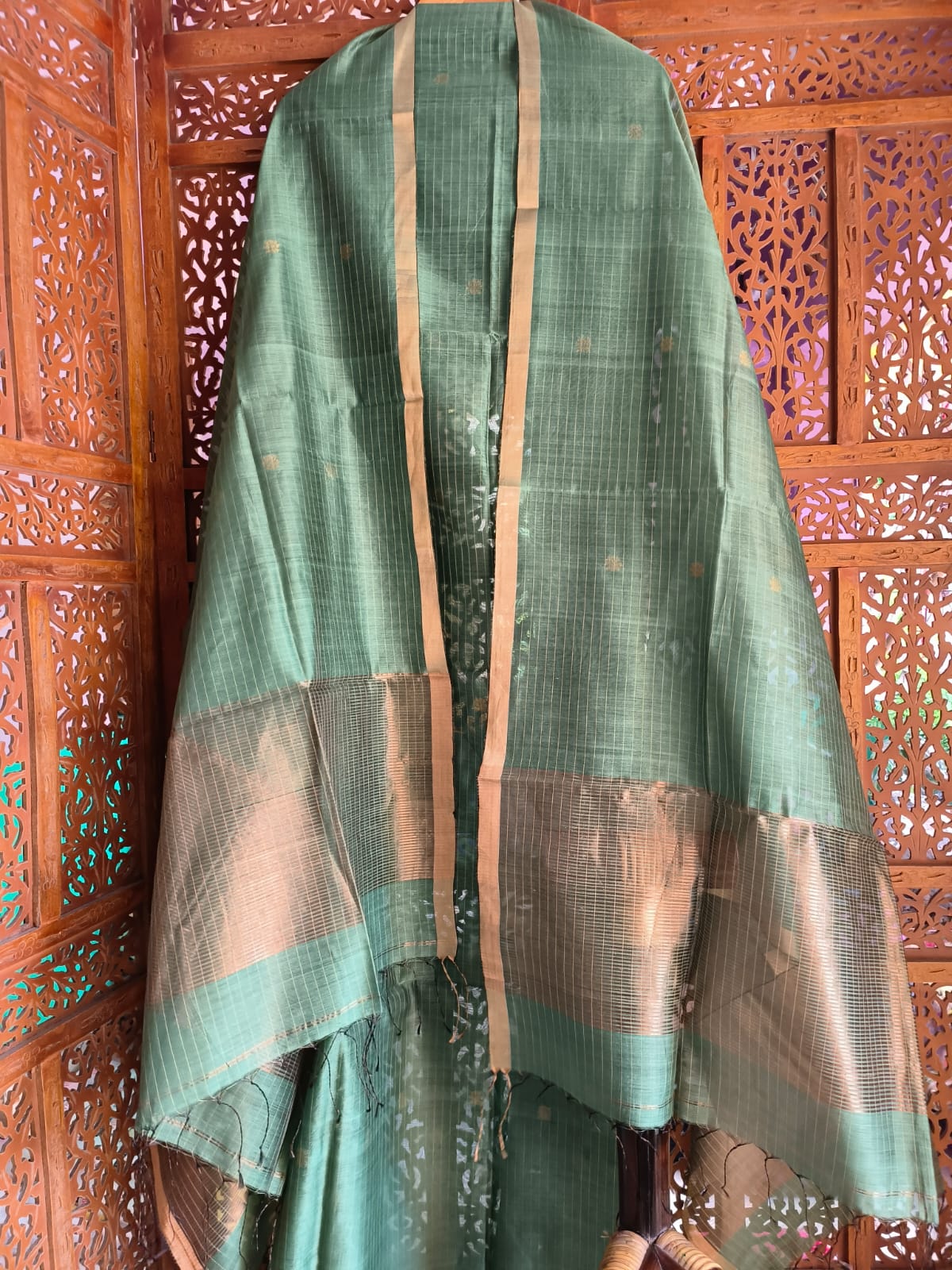 Kuheli - Pure Maheshwari Silk Suit Set | Micro Zari Checks | Floral Motif Detailing