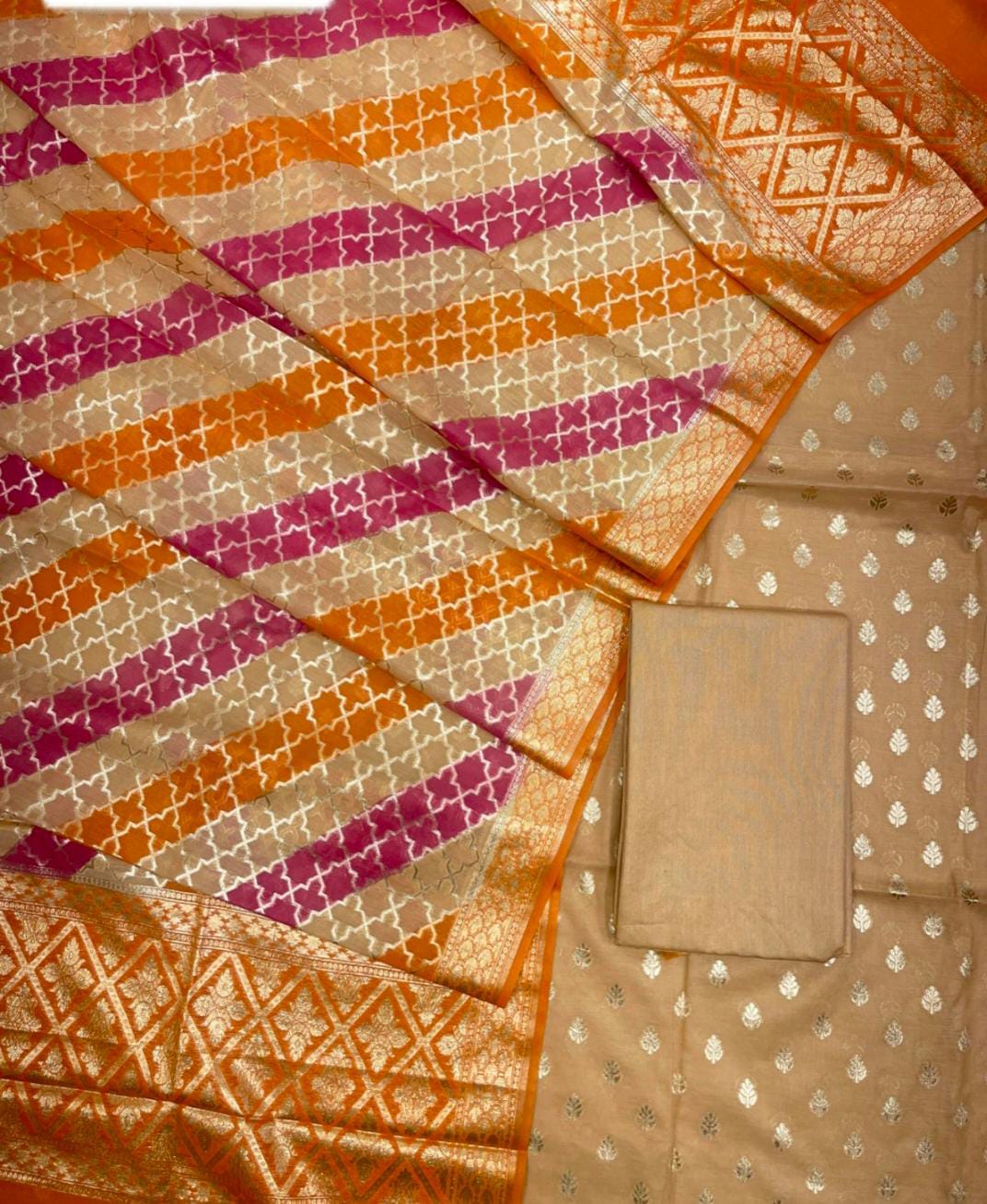 Nazifa – The Rangkaut Dupatta Chinon Benarasi Suit