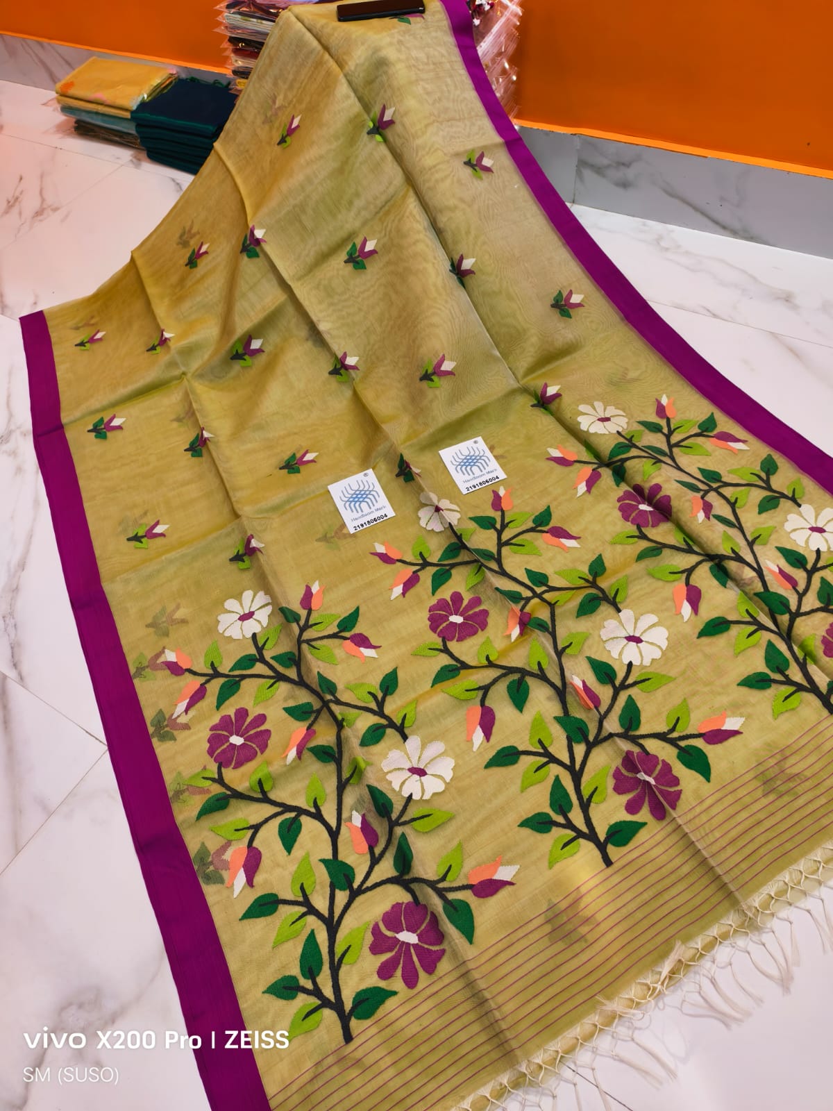 Pure Tantuj Muslin Handwoven Jamdani Saree – A Masterpiece of Bengal Craftsmanship
