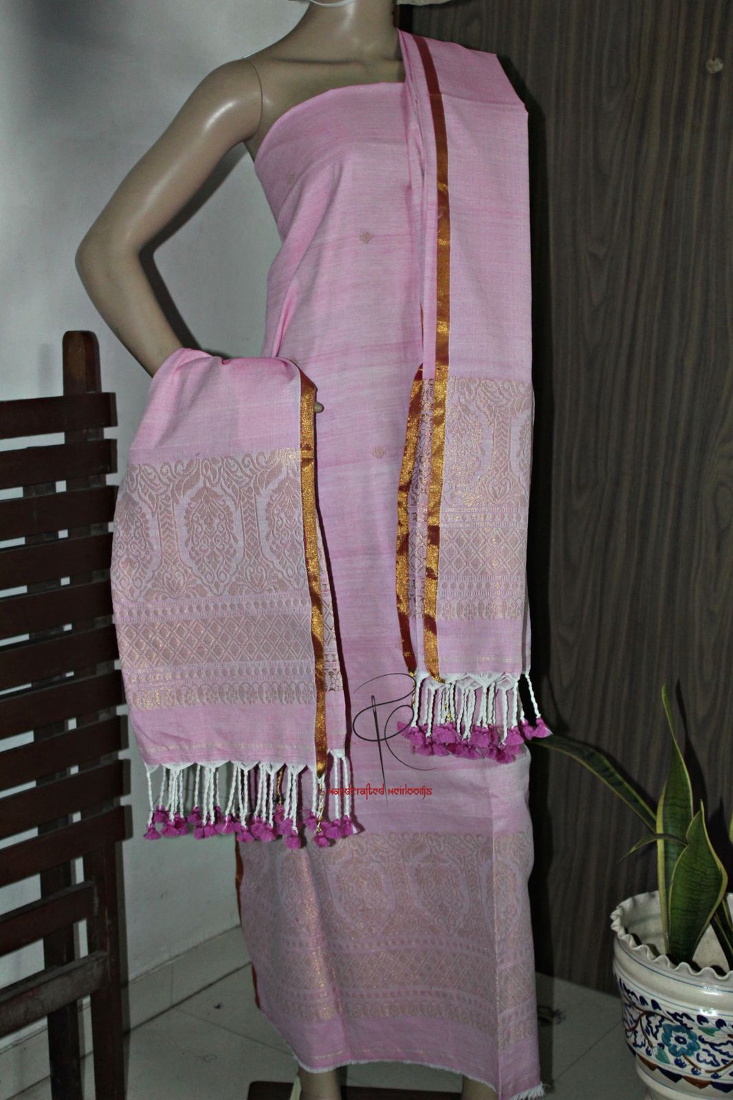 Pavitras — Premium Textured Linen Kasavu Suits