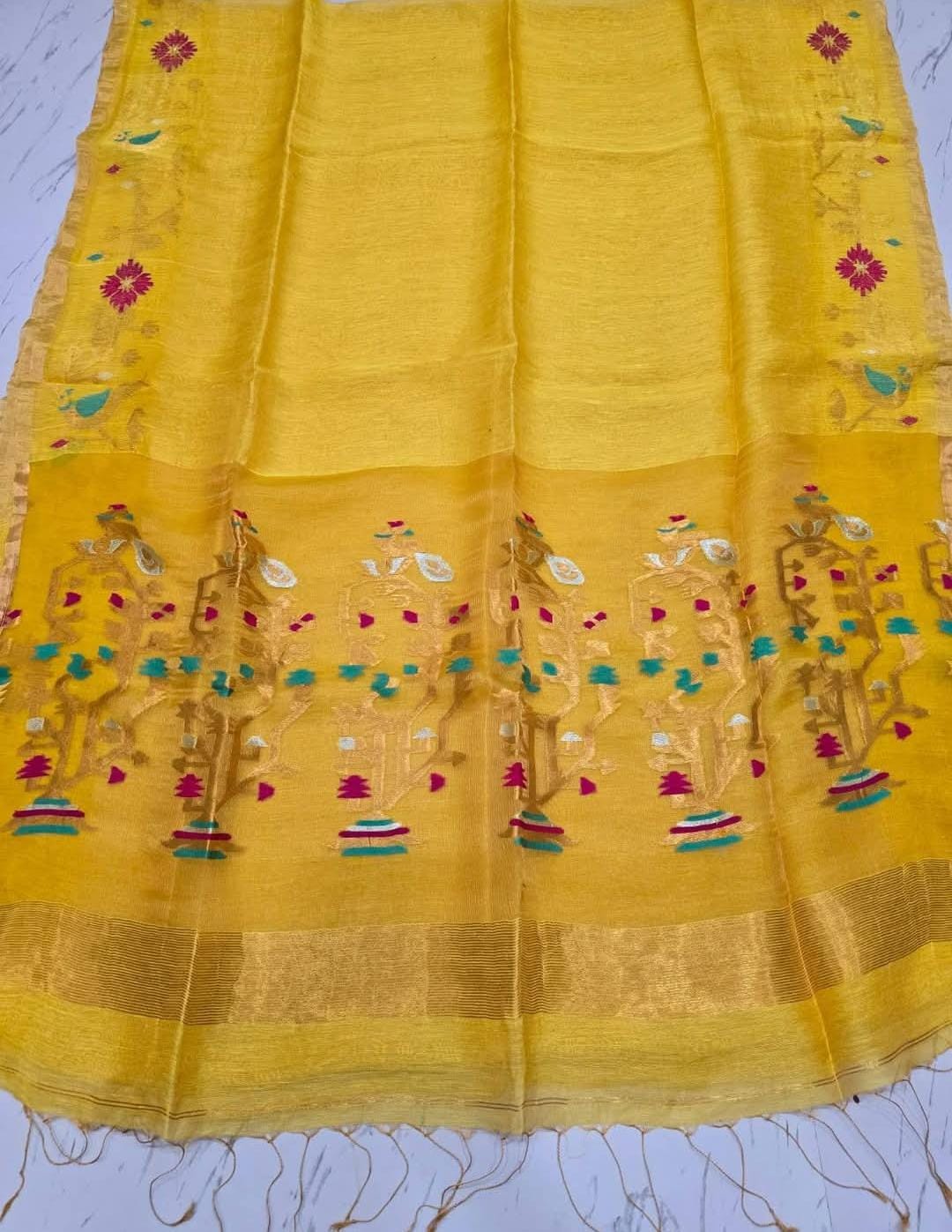 ✨Khori Silk Tissue Linen Needle Karat Jamdani Saree with Resham Jamdani Palla
✨