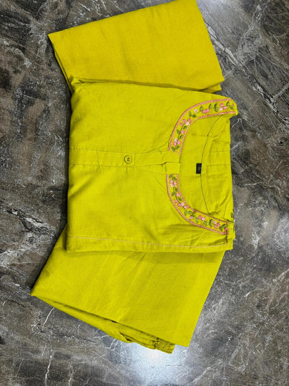 Kaavya – Elegant Flair Straight Kurta Set | Cotton Pant & Malmal Dupatta | Premium Embroidered Suit Set