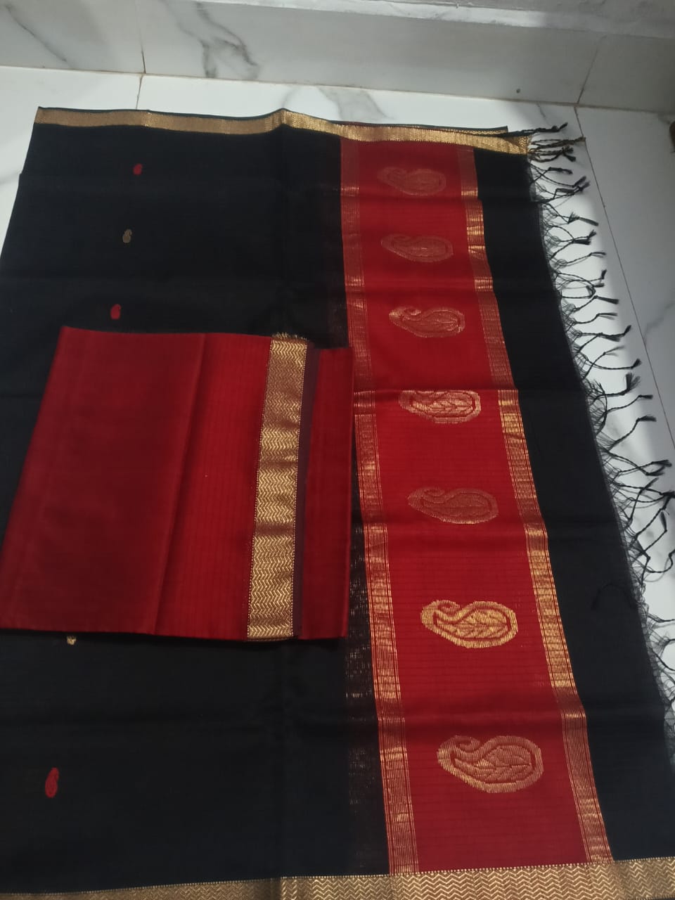 Maheshwari Silk Top & Dupatta – Handwoven Elegance | Pure Traditional Maheshwari Silk