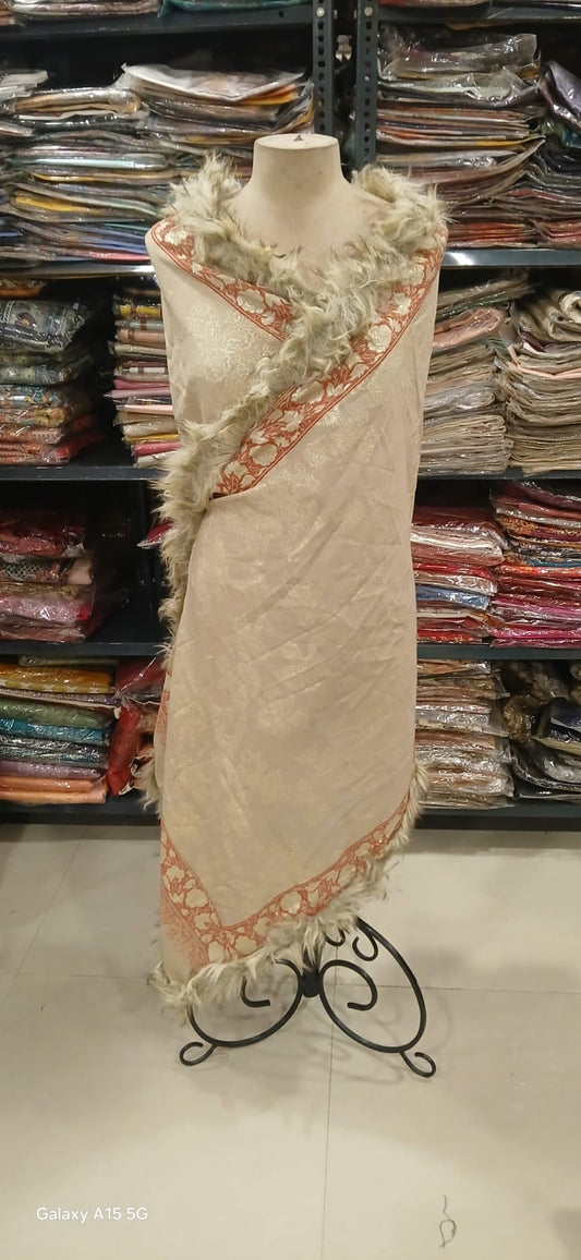 Luxury Kani Stole with Four-Side Fur