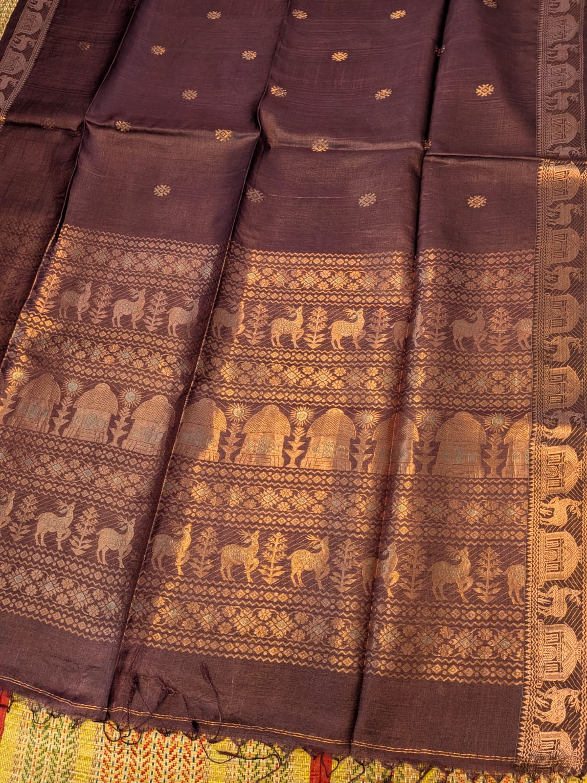 Hiran Dark brown pure Bengal Tussar silk Swarnachuri saree by Rihyaaz Fashions with running blouse piece.