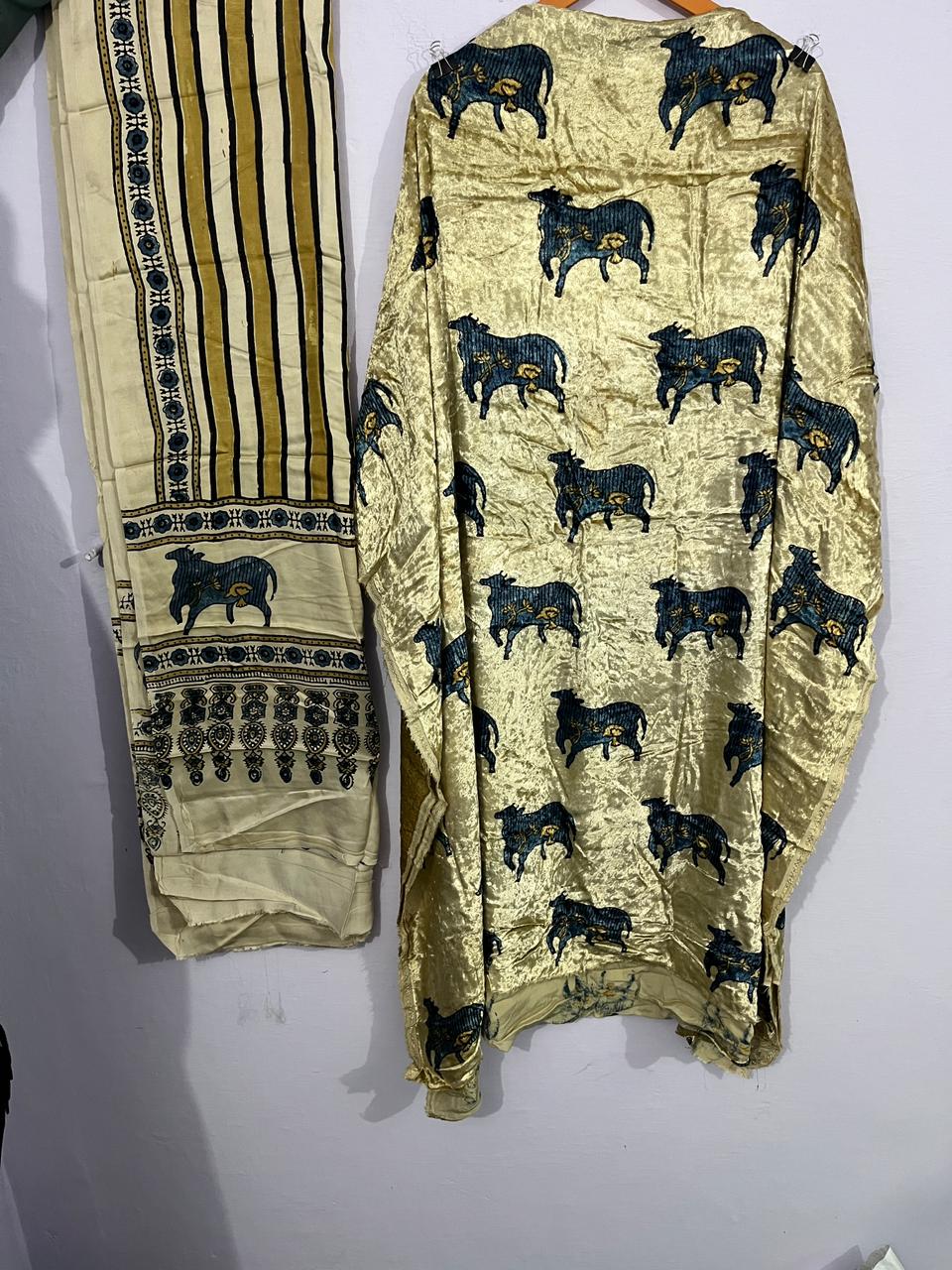 Nayab – Silk Velvet Ajrakh Suit with Modal Silk Dupatta (2.5 mtr)