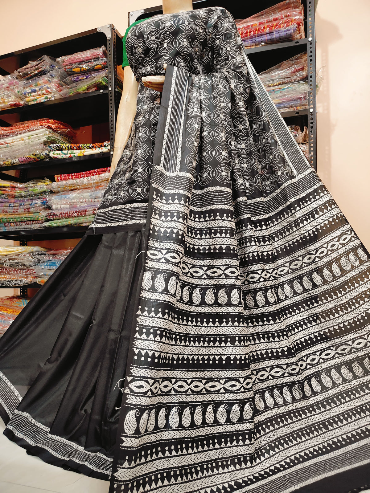 Traditional Shantiniketan Hand Kantha Stitch Saree in Blended Bangalore Silk | Rihyaaz