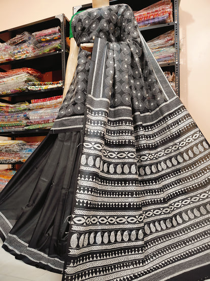 Traditional Shantiniketan Hand Kantha Stitch Saree in Blended Bangalore Silk | Rihyaaz