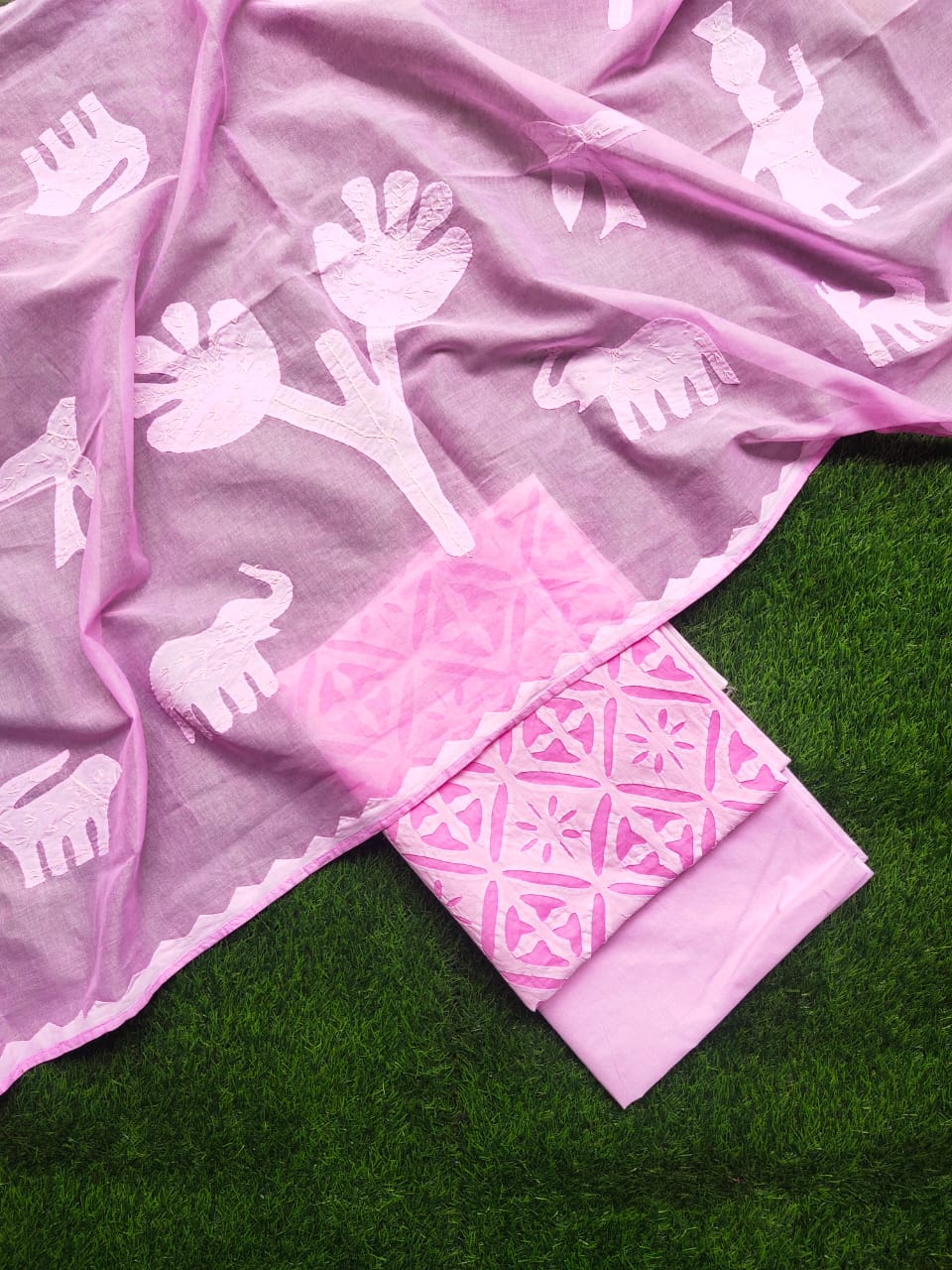 Sindhu the heritage old figure motif Rilli dupatta cotton suits