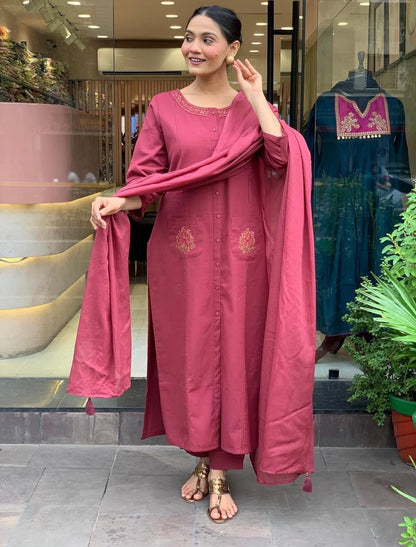 Kaavya – Elegant Flair Straight Kurta Set | Cotton Pant & Malmal Dupatta | Premium Embroidered Suit Set