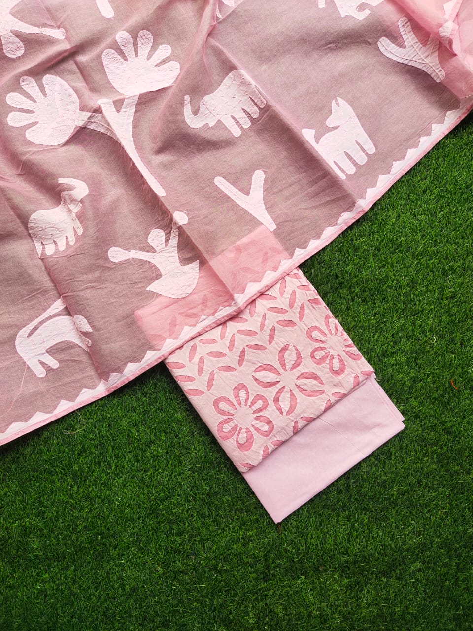 Sindhu the heritage old figure motif Rilli dupatta cotton suits