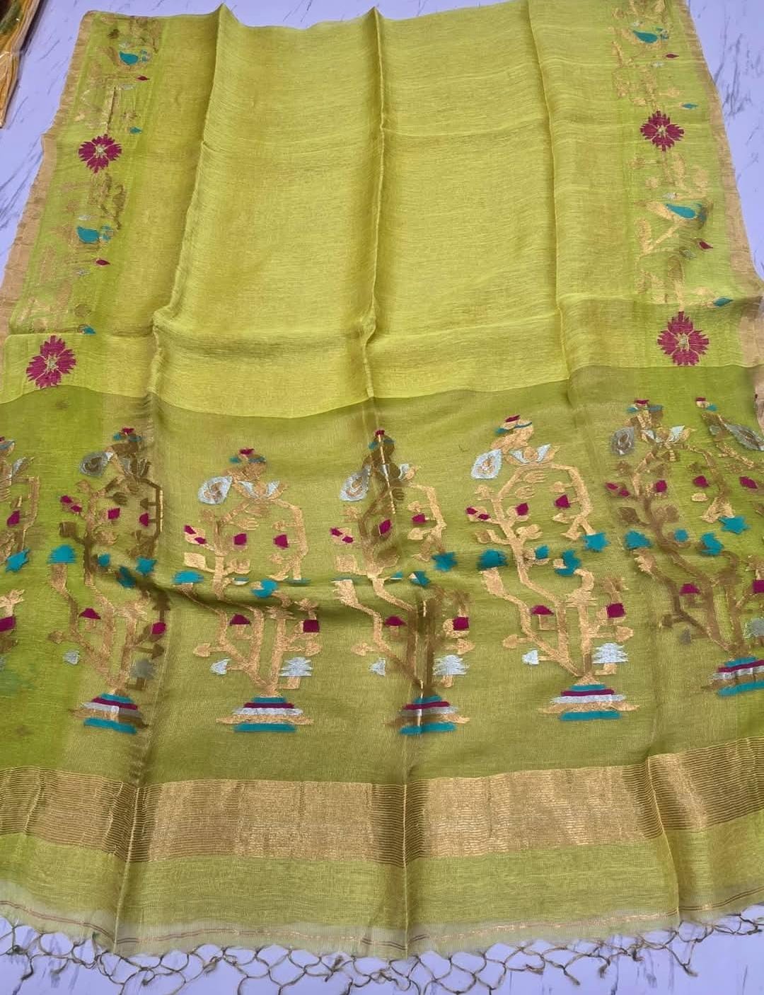 ✨Khori Silk Tissue Linen Needle Karat Jamdani Saree with Resham Jamdani Palla
✨