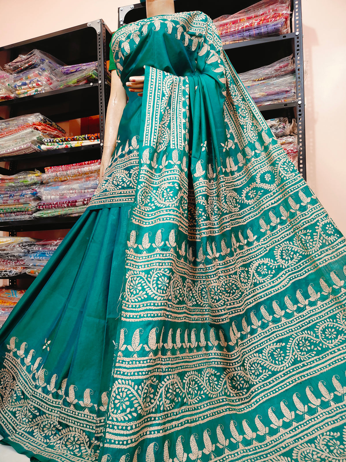 Traditional Shantiniketan Hand Kantha Stitch Saree in Blended Bangalore Silk | Rihyaaz