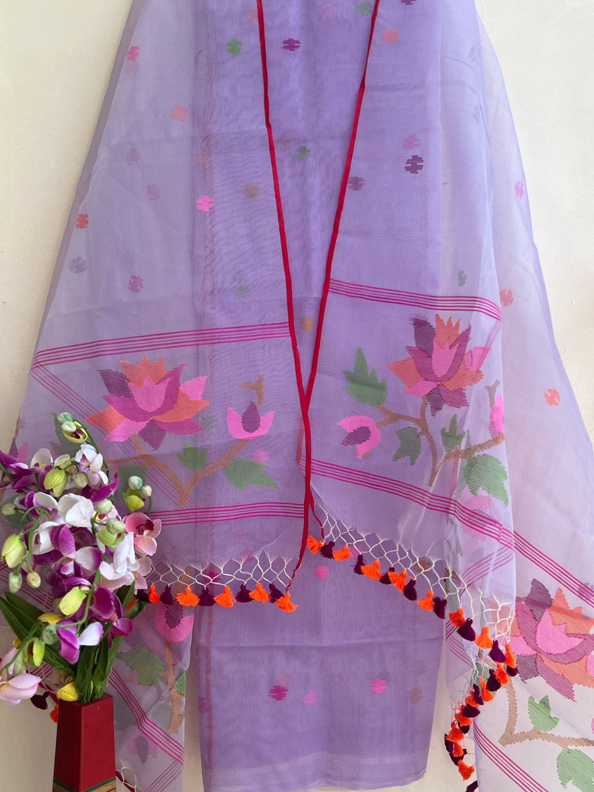 𝕸𝖔𝖎𝖗𝖆𝖓𝖌 | Muslin Manipuri Weaved Dupatta with Polka Dot Tops