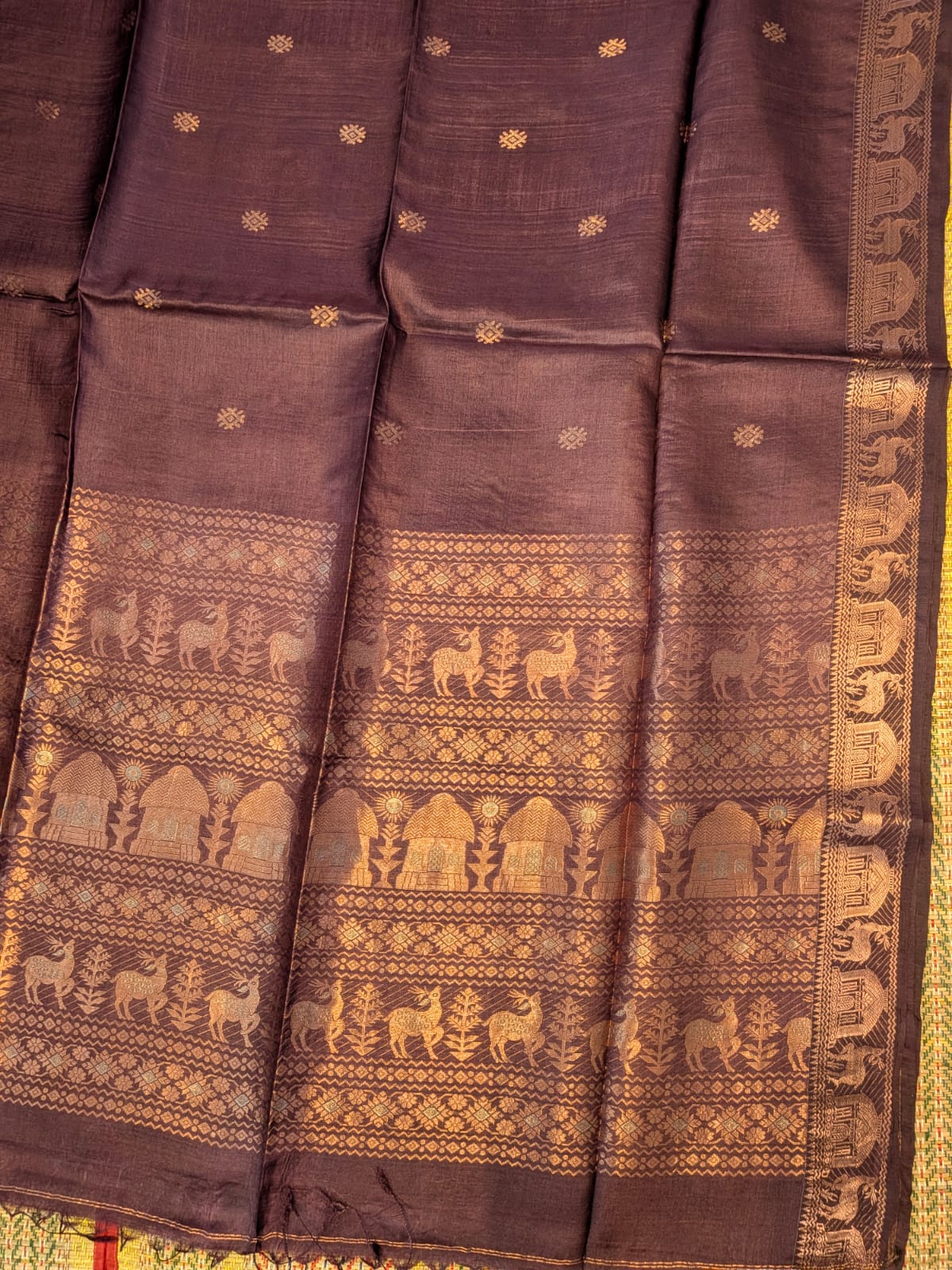 Hiran Dark brown pure Bengal Tussar silk Swarnachuri saree by Rihyaaz Fashions with running blouse piece.