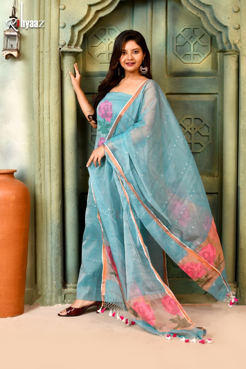 𝓡𝓸𝓼𝓪𝓵𝓲𝓷 - Silk muslin sequin weaved needle Jamdani with tissue palla jamdani dupatta