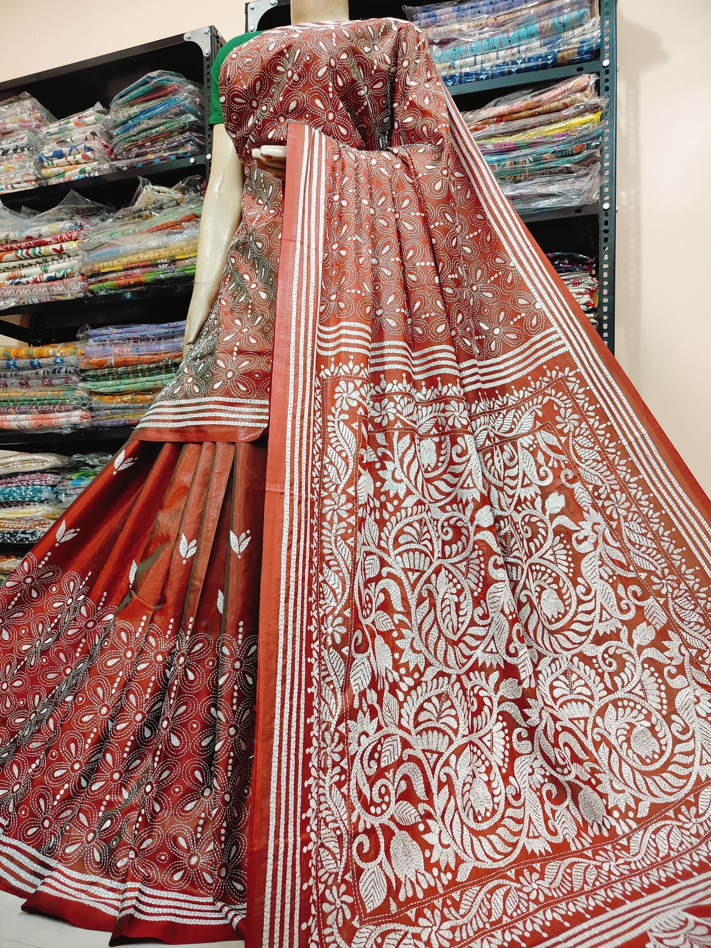 Traditional Shantiniketan Hand Kantha Stitch Saree in Blended Bangalore Silk | Rihyaaz