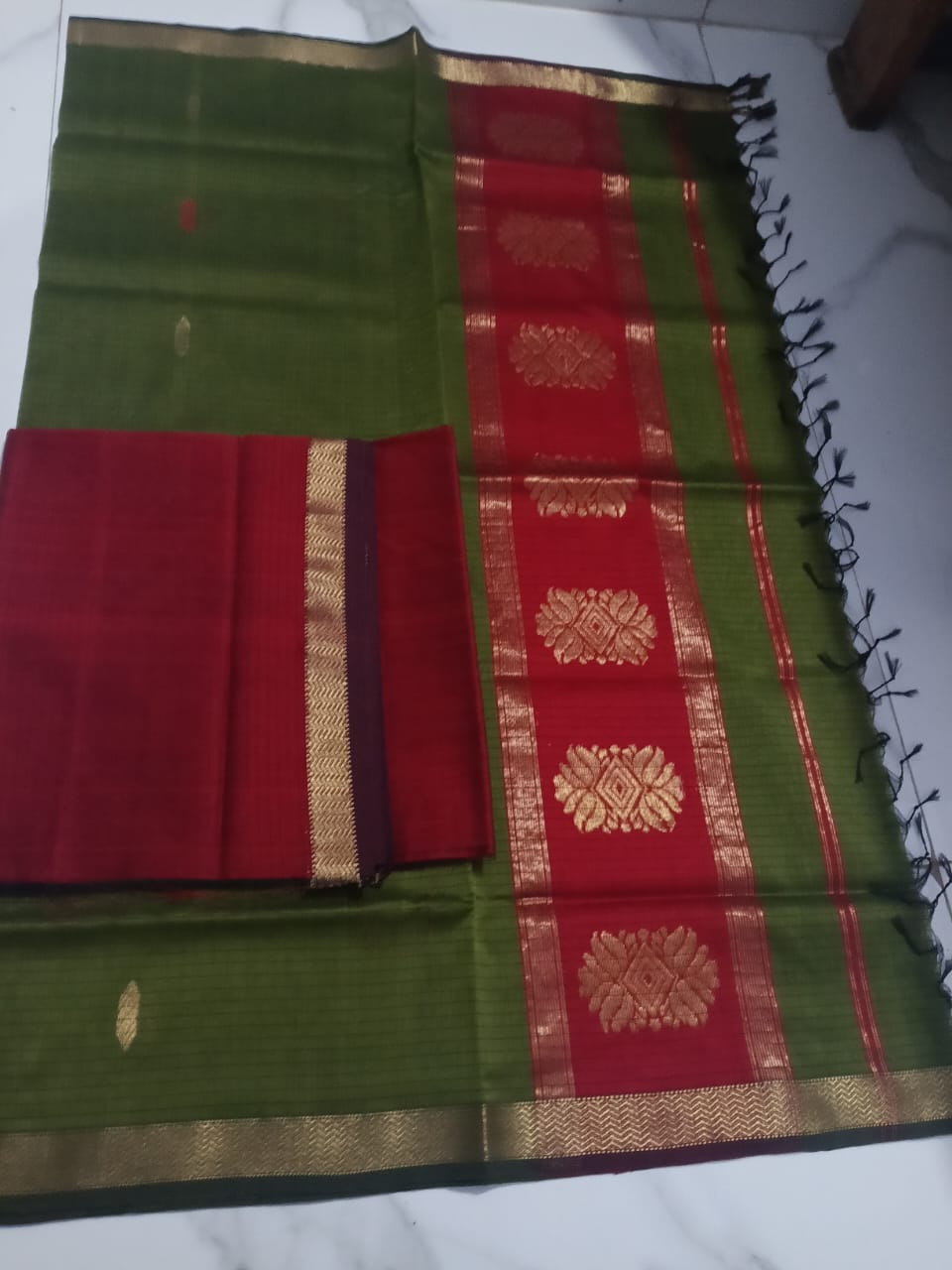 Maheshwari Silk Top & Dupatta – Handwoven Elegance | Pure Traditional Maheshwari Silk