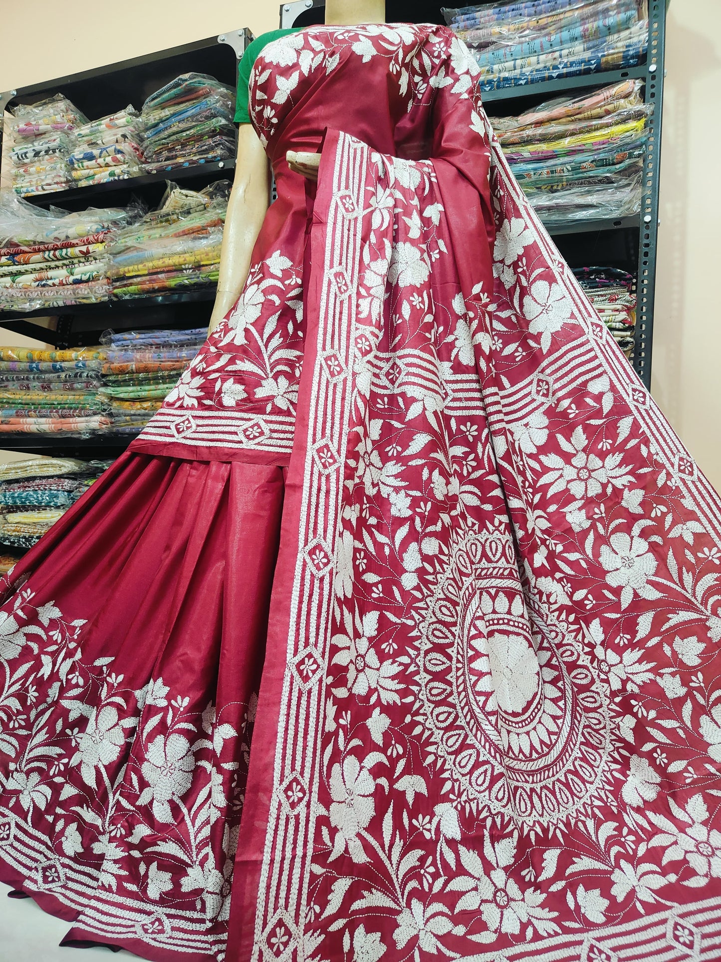 Traditional Shantiniketan Hand Kantha Stitch Saree in Blended Bangalore Silk | Rihyaaz