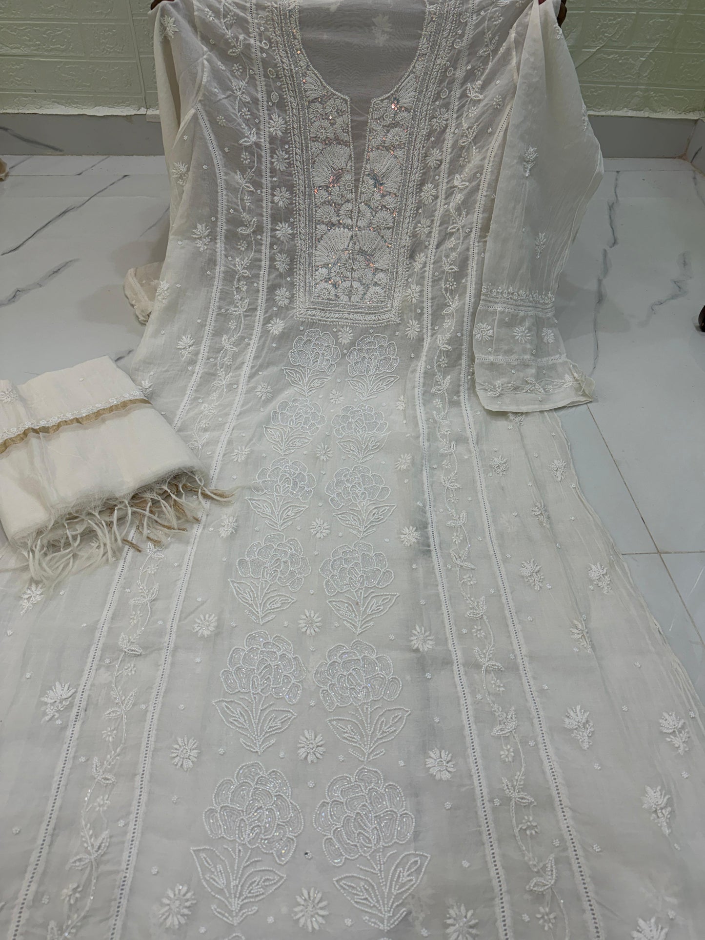 Fabric Mul Mul Chanderi Suit – Semi-Stitched