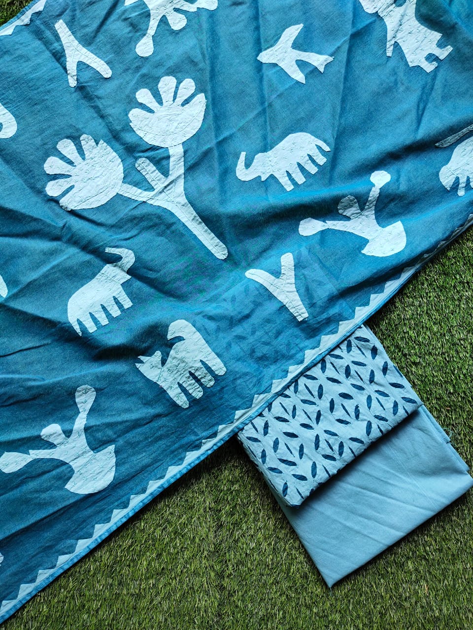 Sindhu the heritage old figure motif Rilli dupatta cotton suits