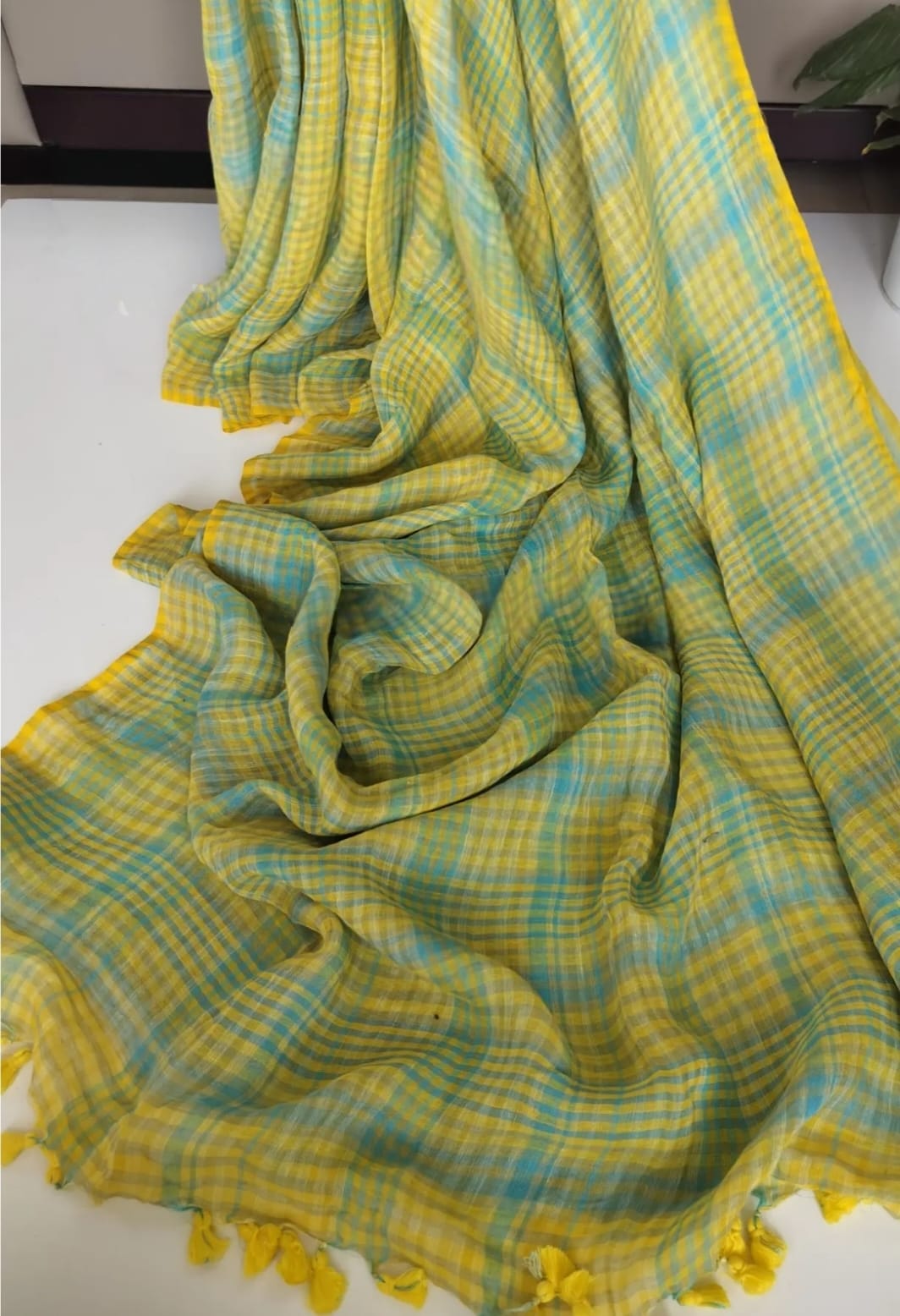 Luxe Yellow pure 100 count Jayasree linen check saree with running blouse piece by Rihyaaz