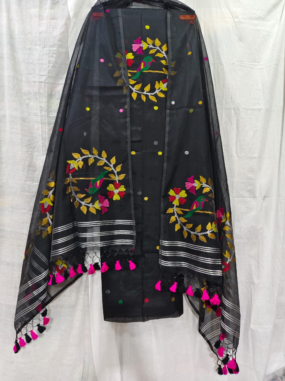 Pinjra~ Muslin Handwoven Jamdani Suits – Perfect Summer Elegance