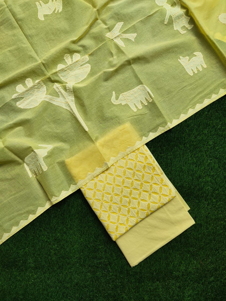 Sindhu the heritage old figure motif Rilli dupatta cotton suits