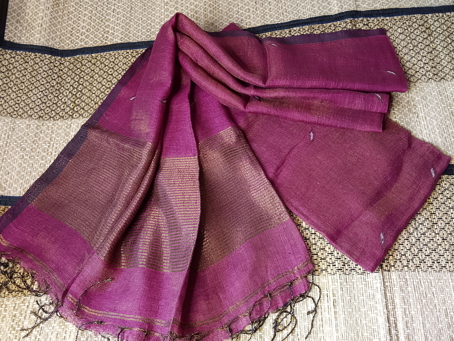 ✨ Nethra linen Zari Patta Jamdani Suit ✨