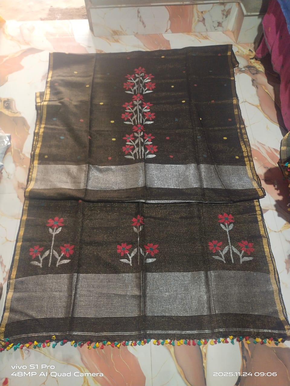 Richa – Exclusive Tissue Linen Jamdani Suit