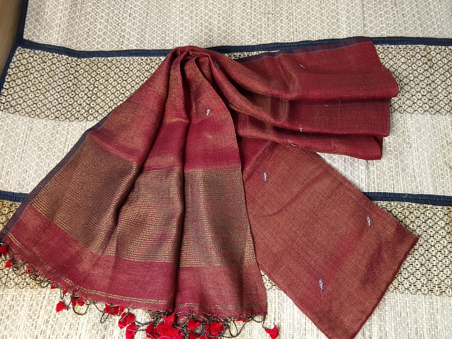 ✨ Nethra linen Zari Patta Jamdani Suit ✨